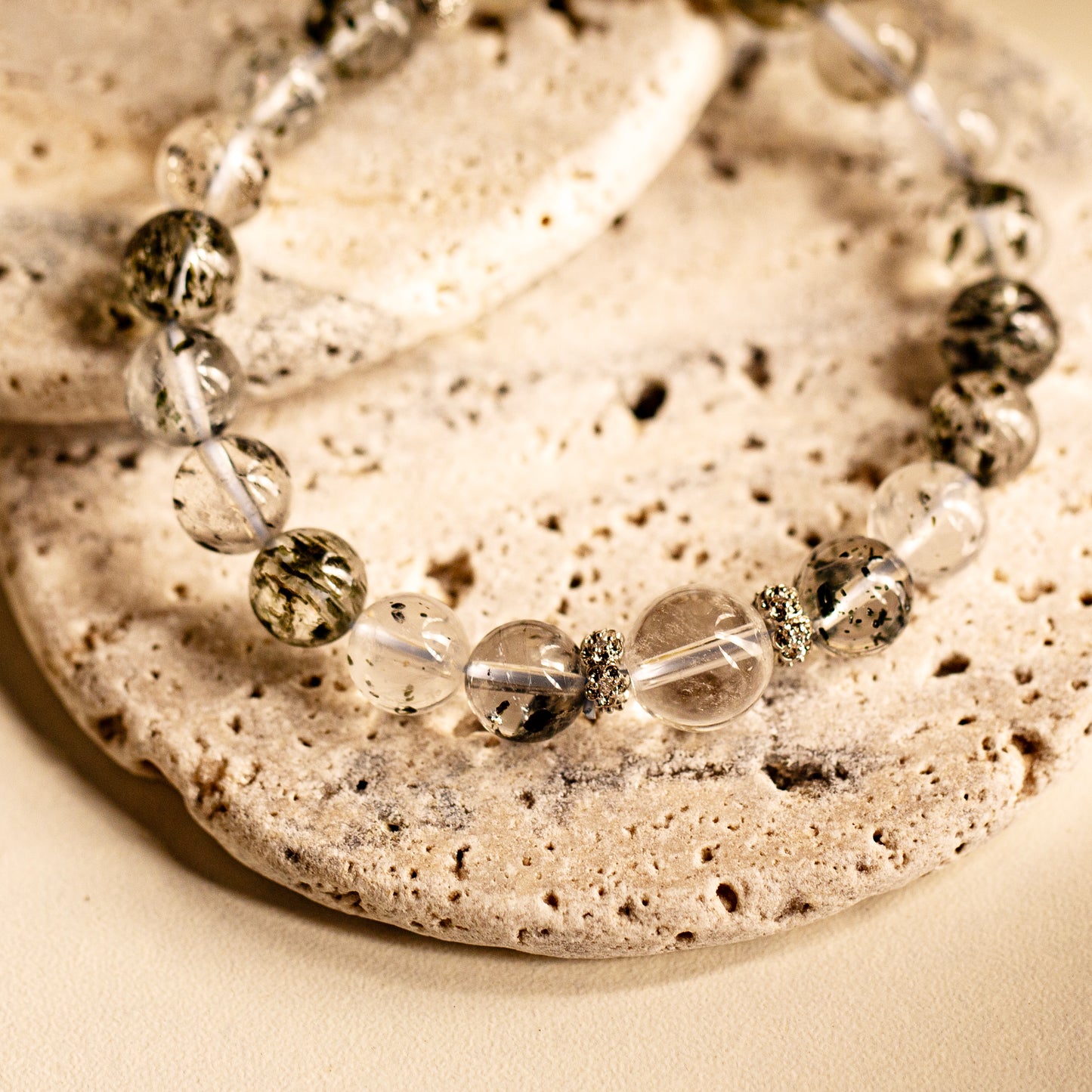 【LUCKYORE-A25011】Black Super Seven Crystal Bracelet